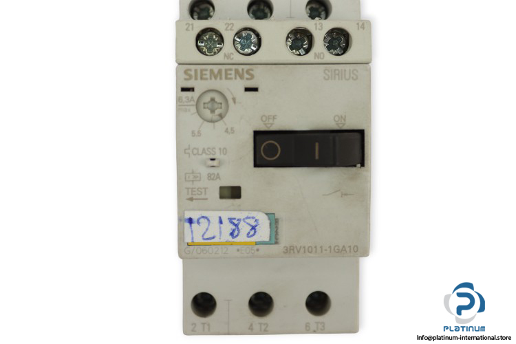 siemens-3RV1011-1GA10-circuit-breaker-(used)-1