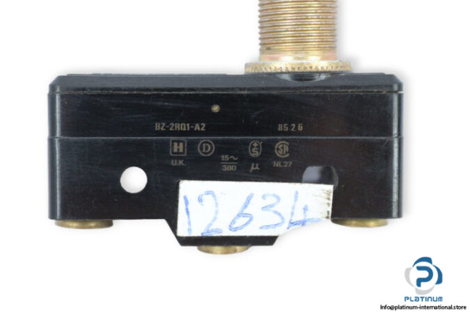 honeywell-BZ-2RQ1-A2-micro-switch-(Used)-3
