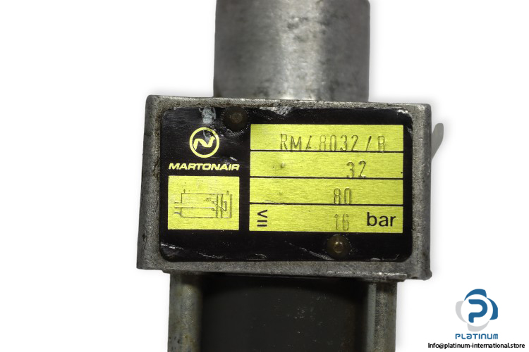 martonair-RM_8032_R-iso-cylinder-used-1