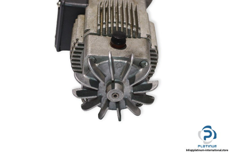 minimotor-ACC24MP-dc-motor-(used)-1