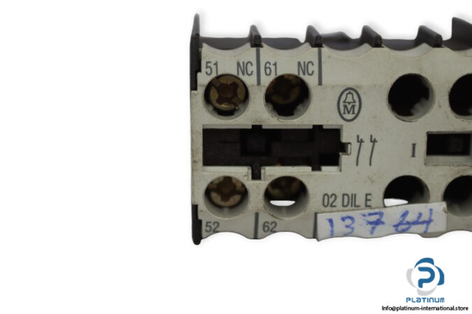 moeller-02-DIL-E-auxiliary-contact-block-(used)-1