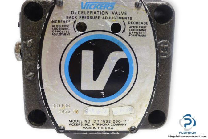 vickers-DT-15S2-060-11-deceleration-valve-used-3