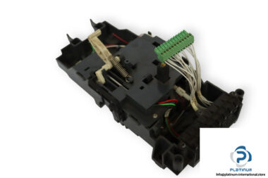 51066271-control-base-used