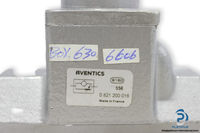 AVENTICS-0-821-200-016-FLOW-CONTROL-VALVE-(new)-1