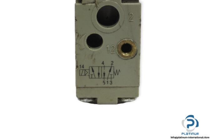 Bosch-0-820-022-986-single-solenoid-valve-(used)-3