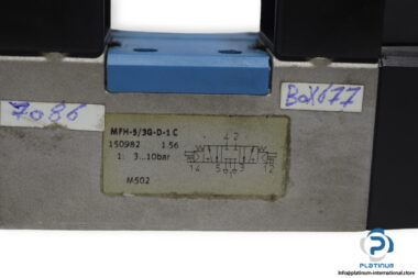 Festo-150982-air-solenoid-valve-(used)-1