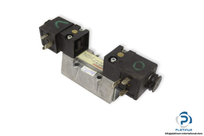 Norgren-SXE9773-Z50-81-double-solenoid-valve-(used)