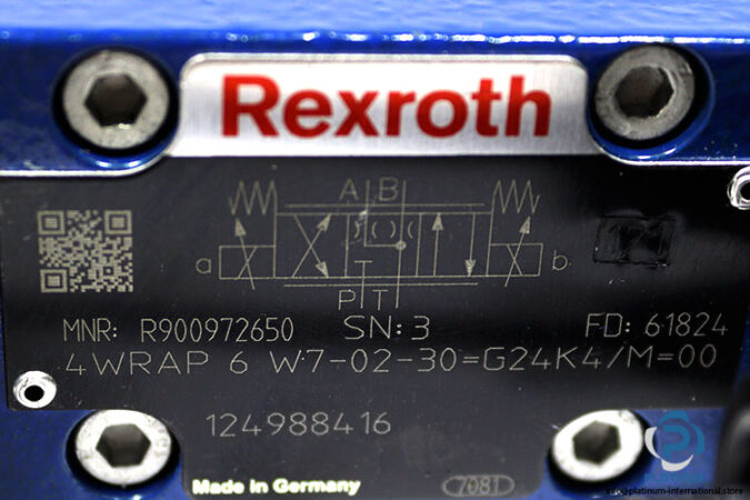 Rexroth-R900972650-proportional-directional-valve-(new)-2.jpg