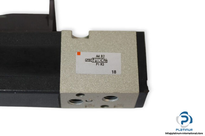 Smc-VZ1120-5MOZ-M5-Q-single-solenoid-valve-(new)-1