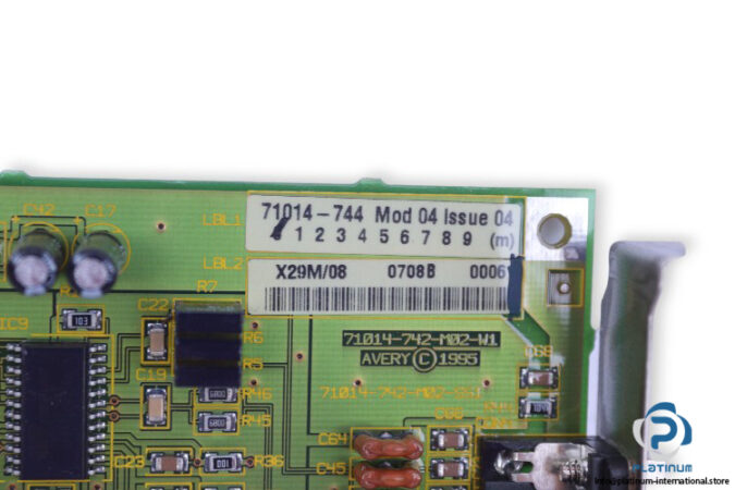 avery-71014-742-M02-W1-circuit-board-new-4