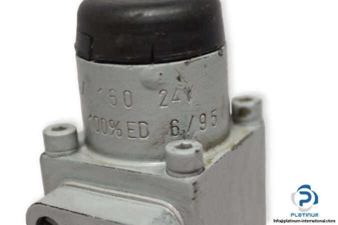 barmag-D50529_0-directional-control-valve-(used)-4