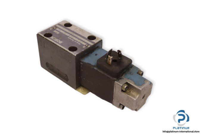 Bosch-0-810-090-106-solenoid-operated-directional-valve