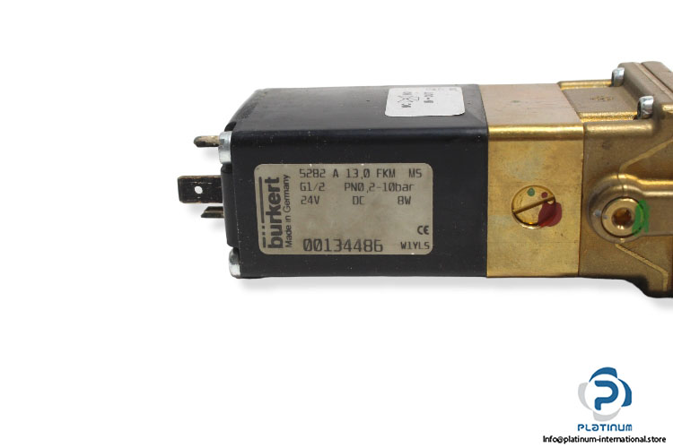 burkert-5282-a-13-0-fkm-m5-single-solenoid-valve-1