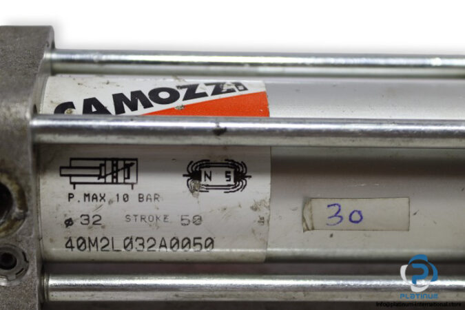 camozzi-40M2L032A0050-iso-cylinder-used-1