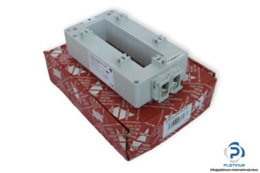 carlo-gavazzi-CTD-9V.2000.5A.XXX-current-transformer-(New)