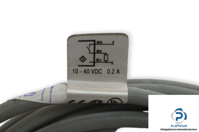 carlo-gavazzi-IA-12-DSF-04-PO-inductive-sensor-(New)-3