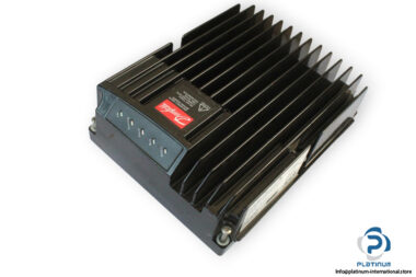 danfoss-FCD303PT4P66EXR1D0F30T00C0-frequency-inverter-(used)-1