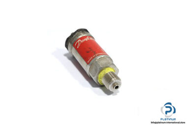 danfoss-AKS-32-060G2005-pressure-transmitter-1