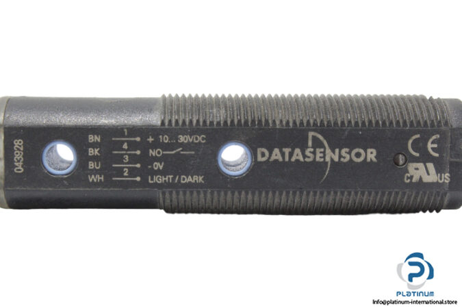 datasensor-s51-pa-5-b01-pk-photoelectric-polarised-retro-reflective-sensor-used-3