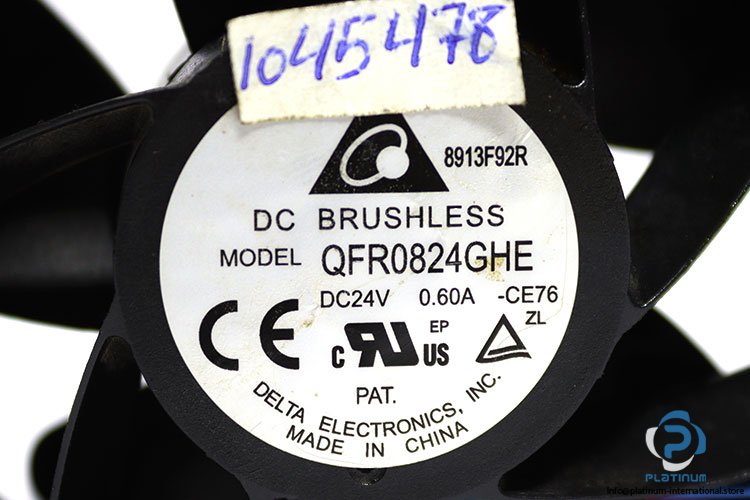 delta-electronics-QFR0824GHE-axial-fan-used-1