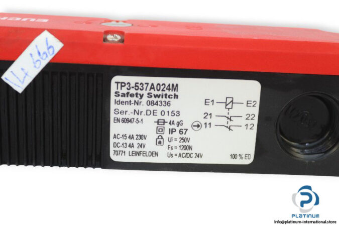 euchner-TP3-537A024M-safety-switch-(used)-1