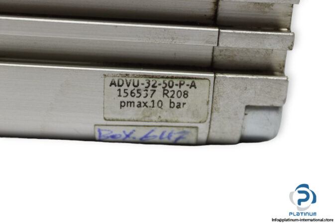 festo-156537-compact-cylinder-(used)-1