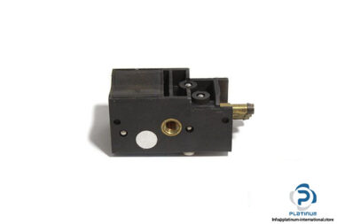 festo-31008-proximity-sensor-1