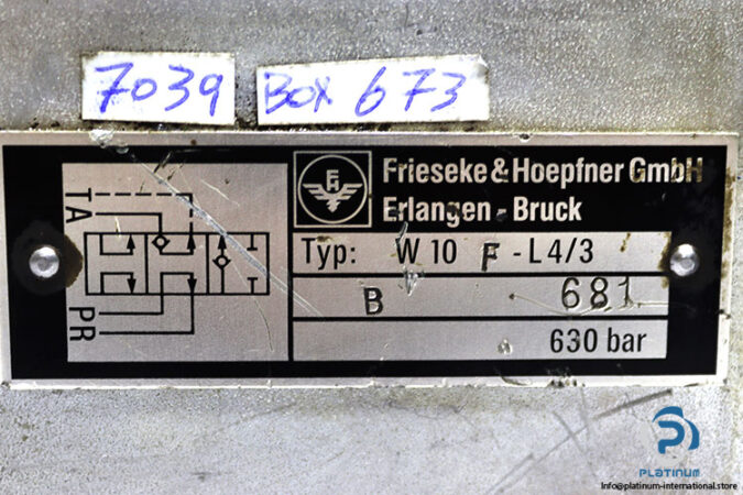 frieseke-hoepfner-W-10-F-L4_3-directional-control-valve-(used)-1