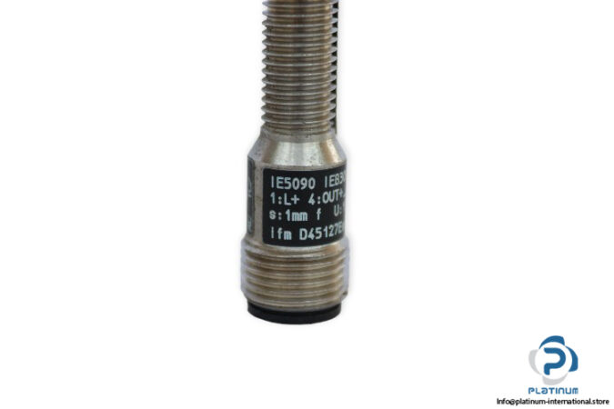 ifm-IE5090-IEB3001-BPOG_US-inductive-sensor-(Used)-3