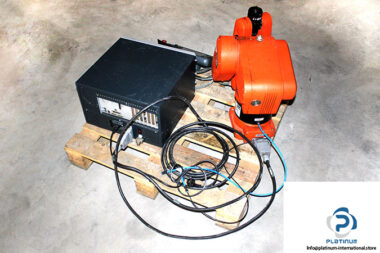 kuka-KR-3-robot-(used)-1