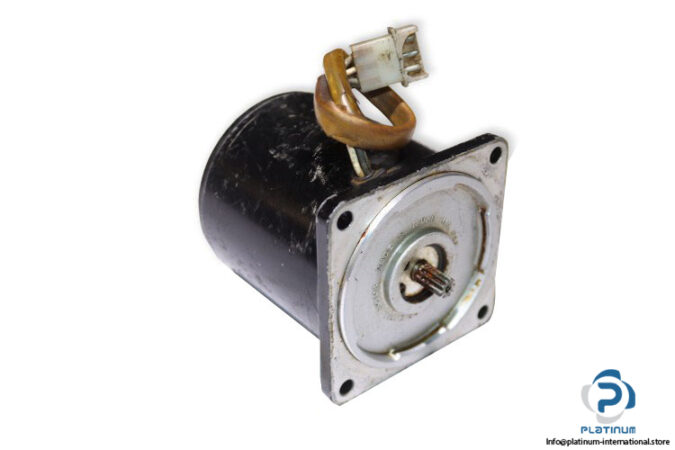 oriental-motor-4RK25GK-A-reversible-motor-(used)