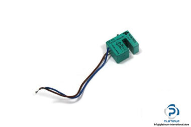 PEPPERLFUCHS-SJ35-N-INDUCTIVE-SLOT-SENSOR_675x450.jpg