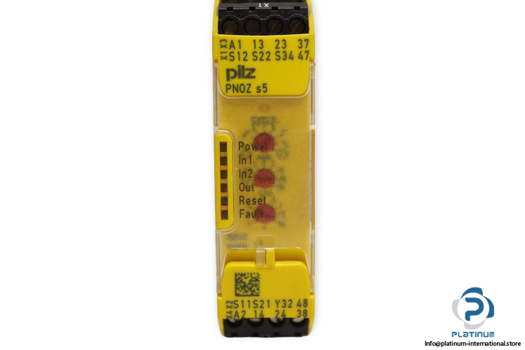 pilz-PNOZ-S5-24VDC-2N_O-2N_O-T-time-monitoring-(used)-1