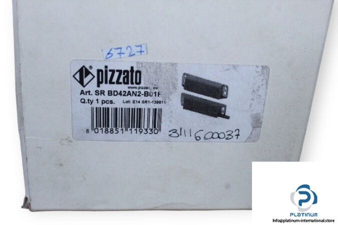 pizzato-SR-BD42AN2-B01F-magnetic-safety-sensor-(New)-3