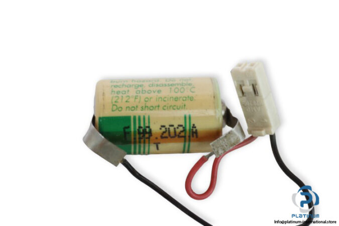 saft-LS-14250-lithium-battery-(used)-2