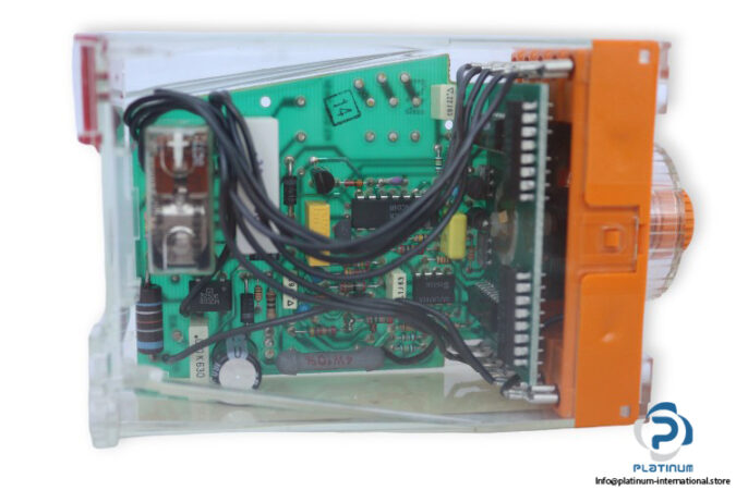 schleicher-SZT-72-time-relay-(New)-2