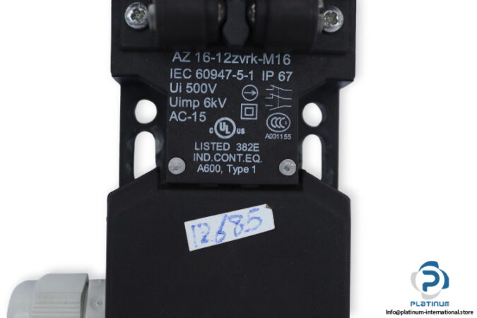 schmersal-AZ-16-12ZVRK-M16-safety-switch-(Used)-2