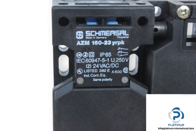 schmersal-AZM-160-23YRPK-solenoid-interlock-switch-(New)-1