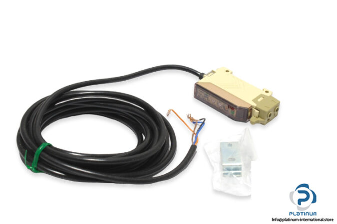 sunx-FX4N-A3R-P-photoelectric-fiber-sensor-2