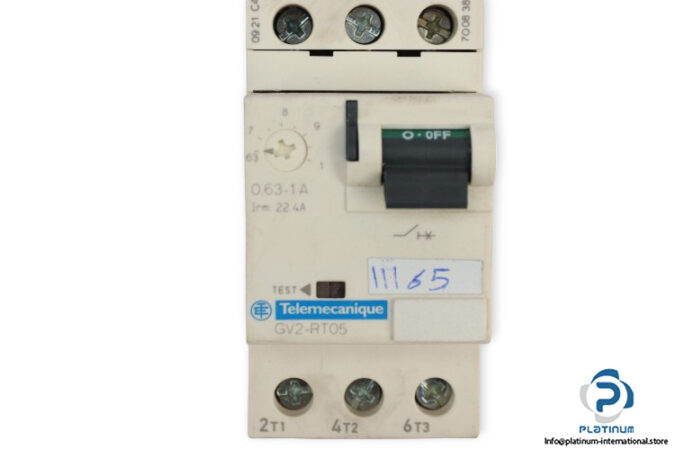 telemecanique-GV2-RT05-motor-circuit-breaker-(New)-1