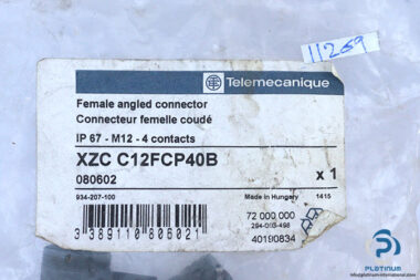 telemecanique-XZC-C12FCP40B-female-connector-(new)-1