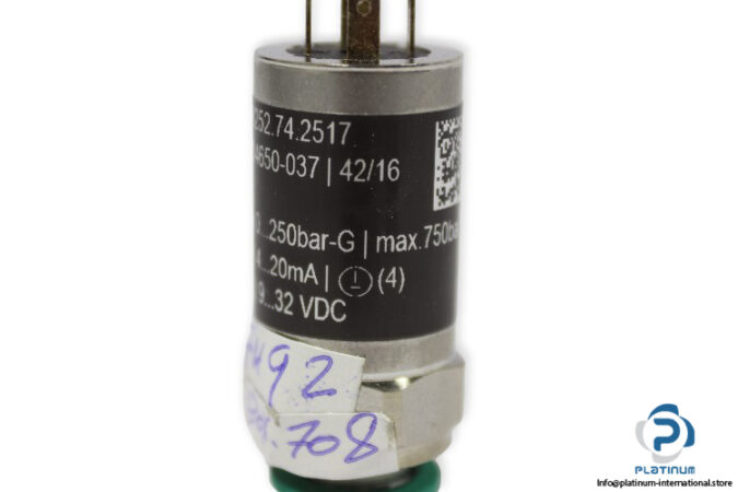 trafag-8252.74.2517-pressure-transmitter-(new)-3