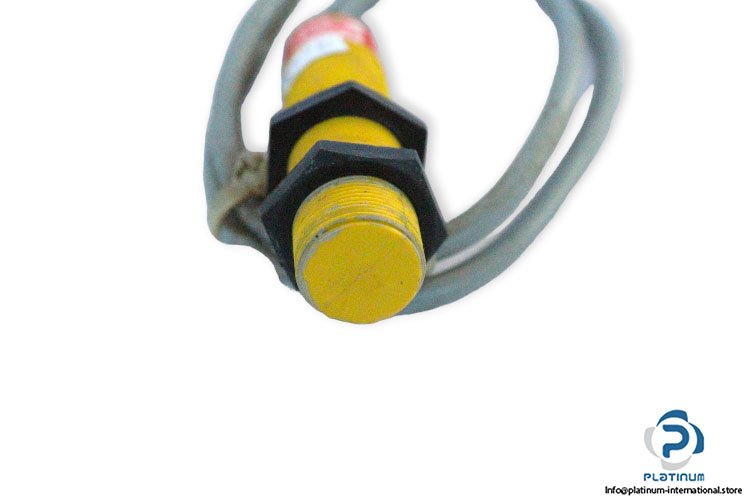 turck-BI5-S18-AZ3X-inductive-sensor-(Used)-1