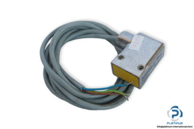 turck-BIM-A23-AZ3X_S34-magnetic-proximity-sensor-(used)