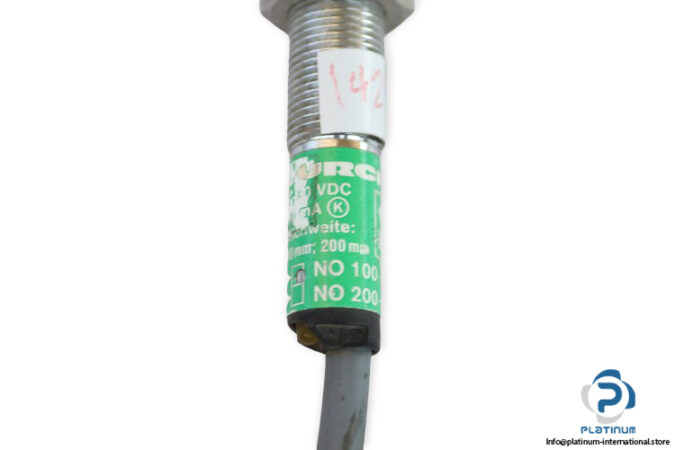 turck-NO-100-M12-VP6X-_-NO-200-M12-VP6X-proximity-inductive-sensor-(used)-2