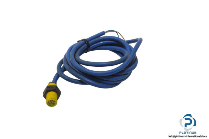 turck-BI2-P12-Y1X-inductive-sensor