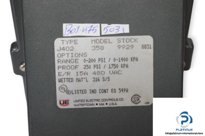 ue-F402-pressure-switch-used-3