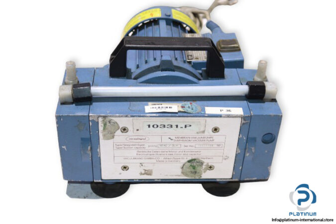 vacuubrand-ME4C-diaphragm-vacuum-pump-(used)-1