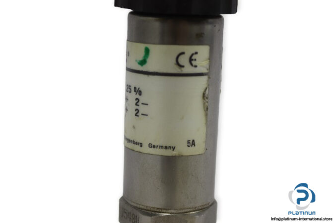 wika-S-10-7719529-pressure-transmitter-used-4