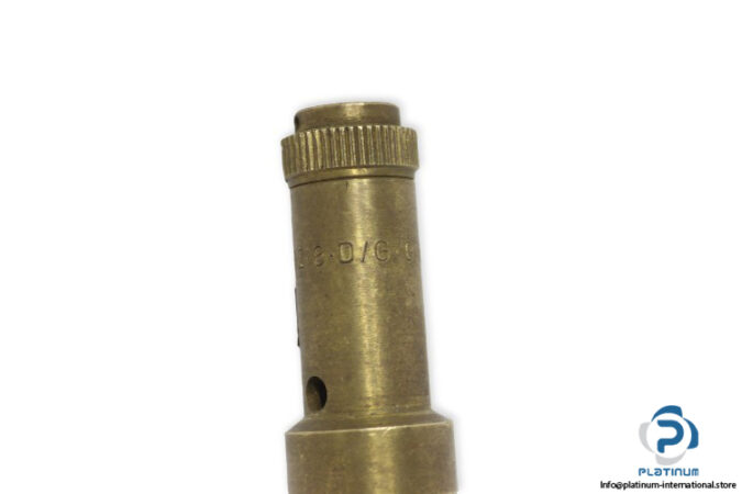 az-TUV-SV-91-882-8-D-G-0-65-safety-valve-used-4